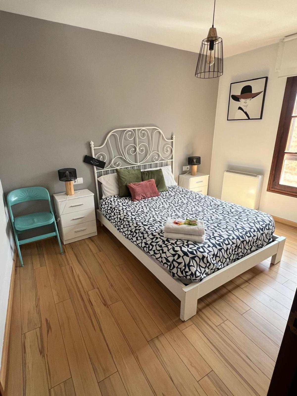 Apartmán La Torre Del Reloj Ponferrada Pokoj fotografie